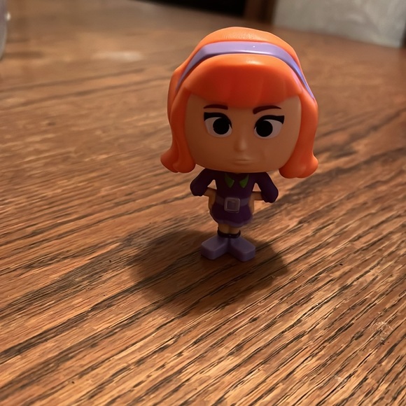 Daphne Blake Bubble Head Figure From Scoopy Doo Cartoon - Picture 7 of 8